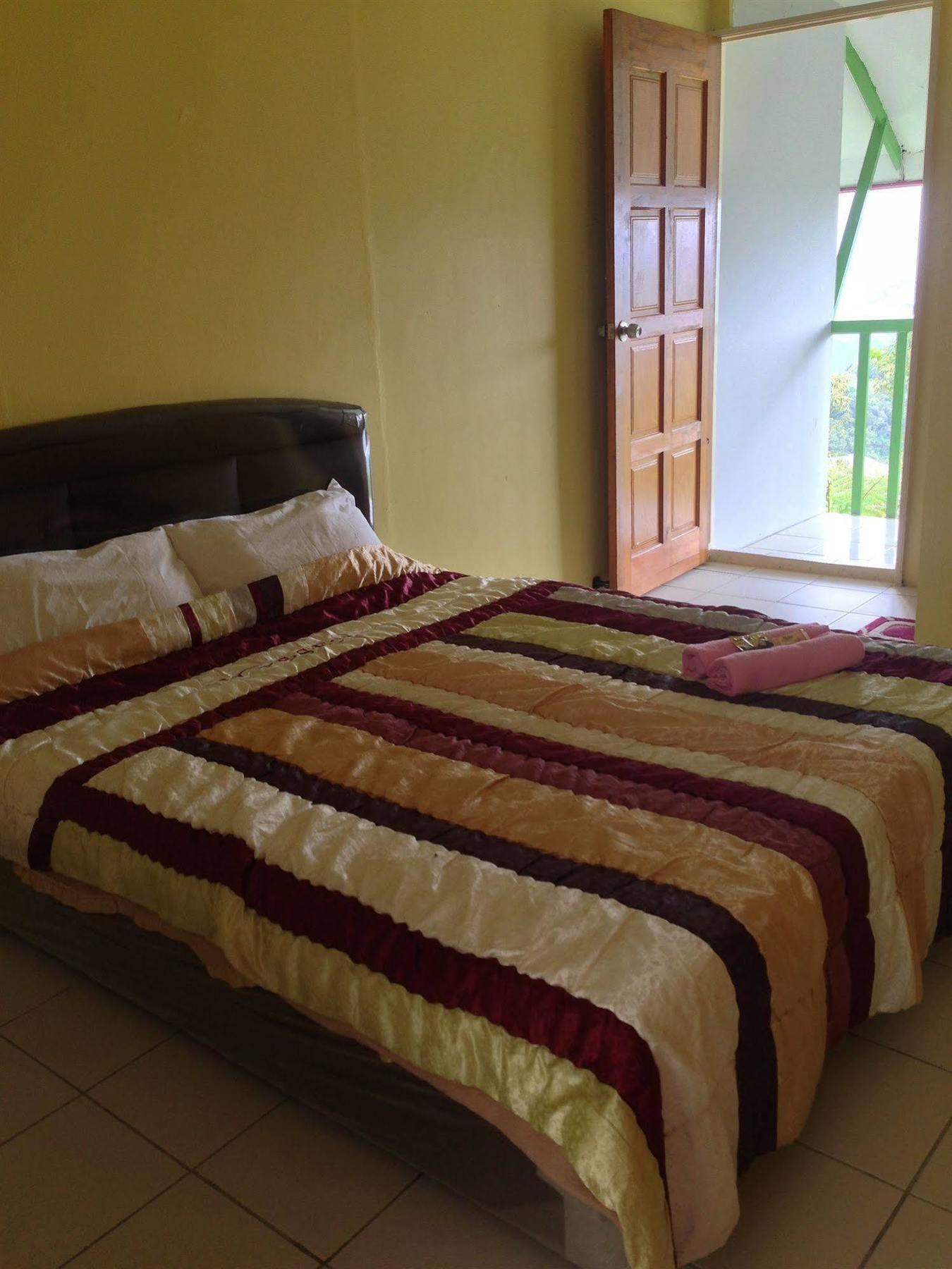 D'Villa Rina Ria Lodge, Kinabalu Park, Kundasang Bundu Tuhan Exteriér fotografie